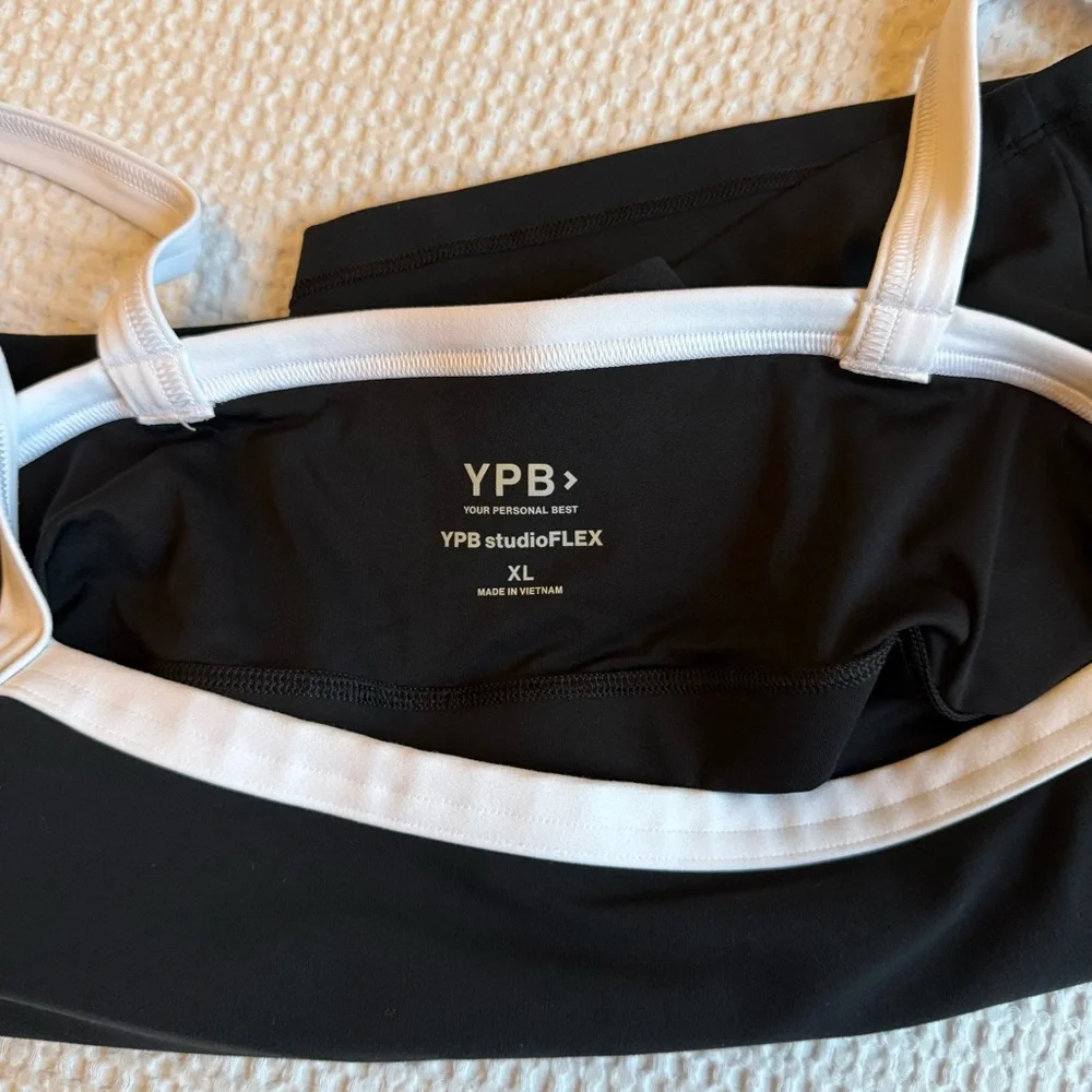 EUC Abercrombie & Fitch YPB StudioFlex Cami Tank | Sz XL | Black | like new - Picture 4 of 4
